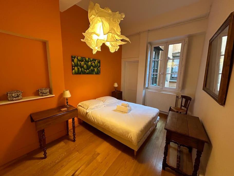 Apartment Les 24 Colonnes